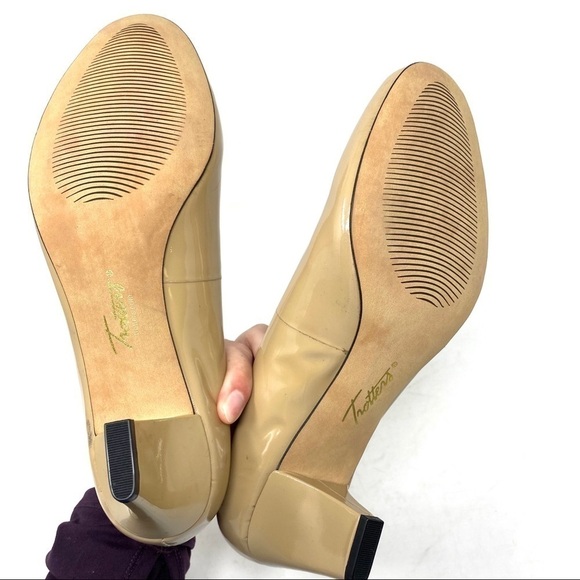 Trotters Penelope Nude Patent Leather Pump - Picture 8 of 11